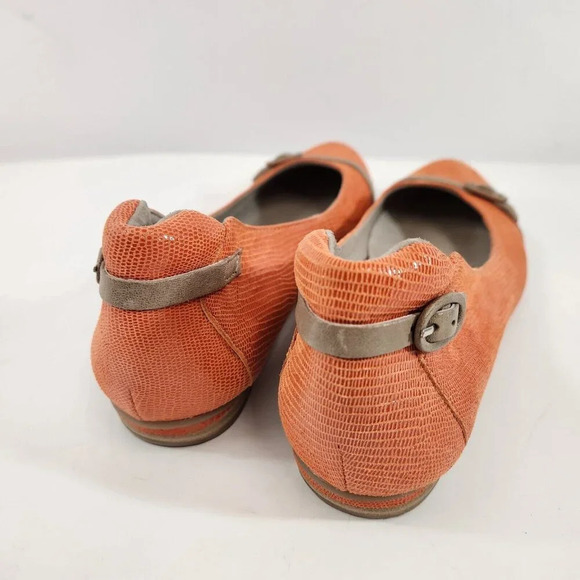 Softwaves Ballet Flats Orange Buckle Detail Womens size 40 New Unworn Portugal - Picture 7 of 9